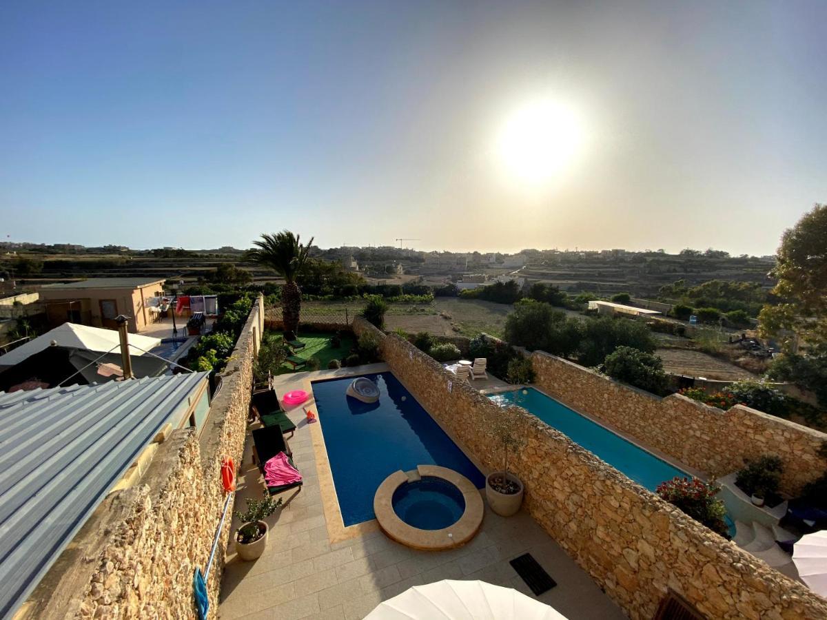 Sunset Farmhouse Villa Għarb Esterno foto